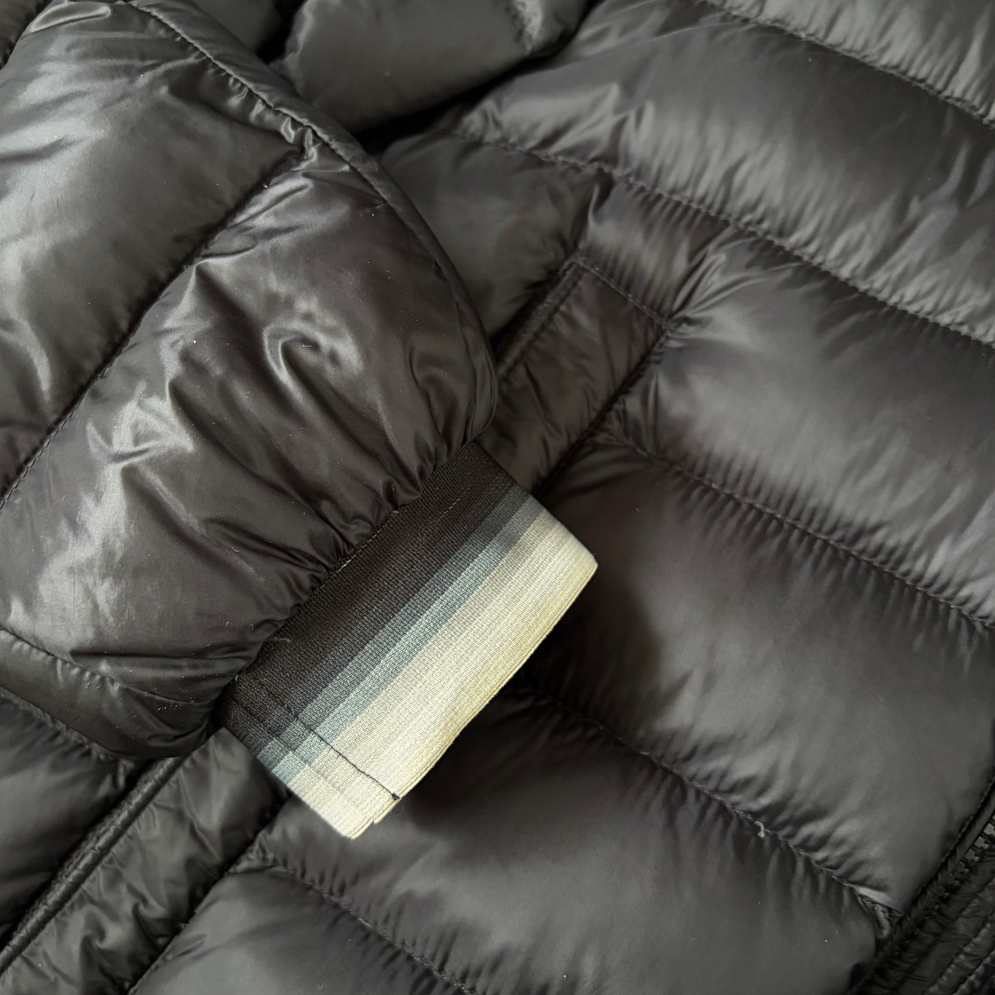 Moncler Avrieux Puffer - S