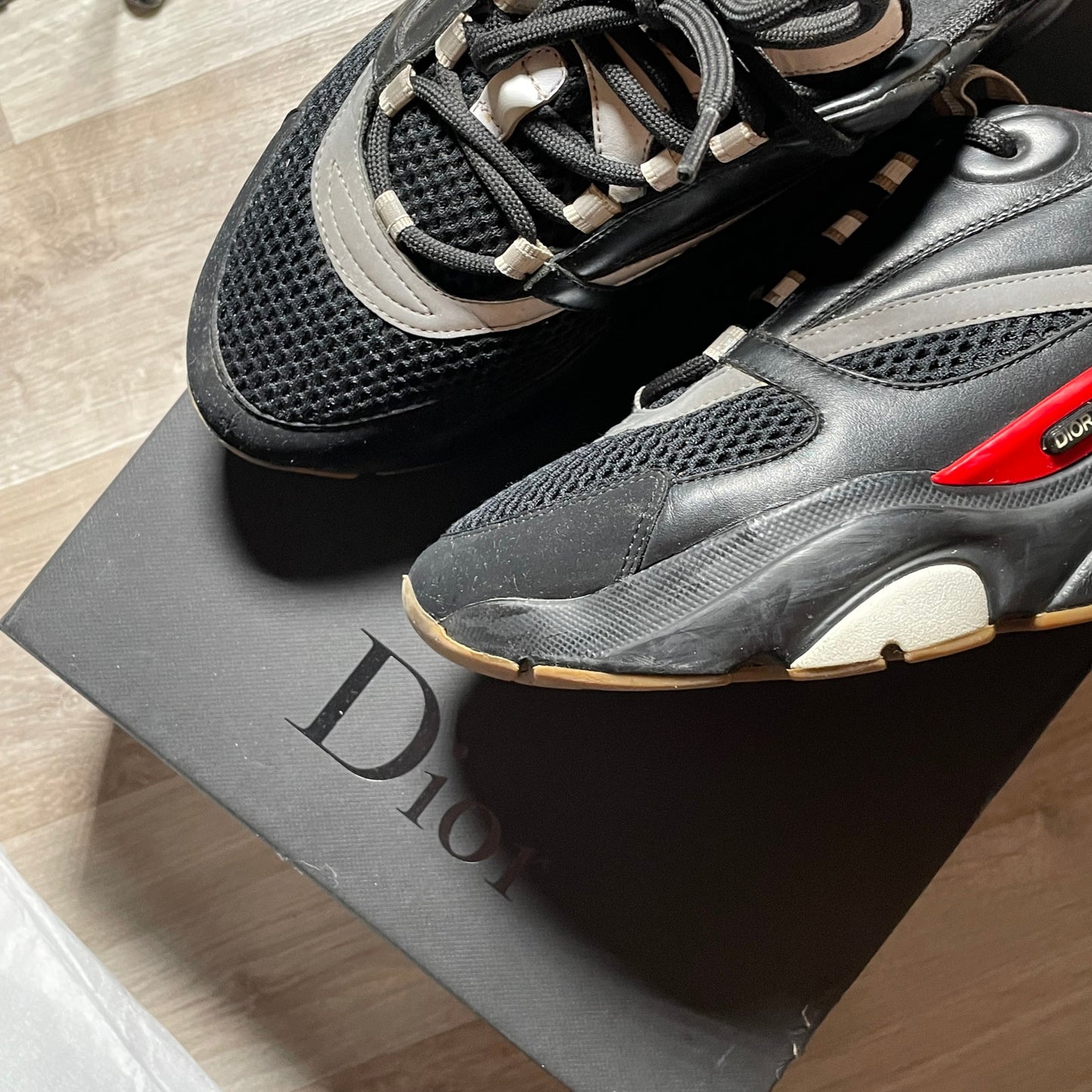 Dior B22-7