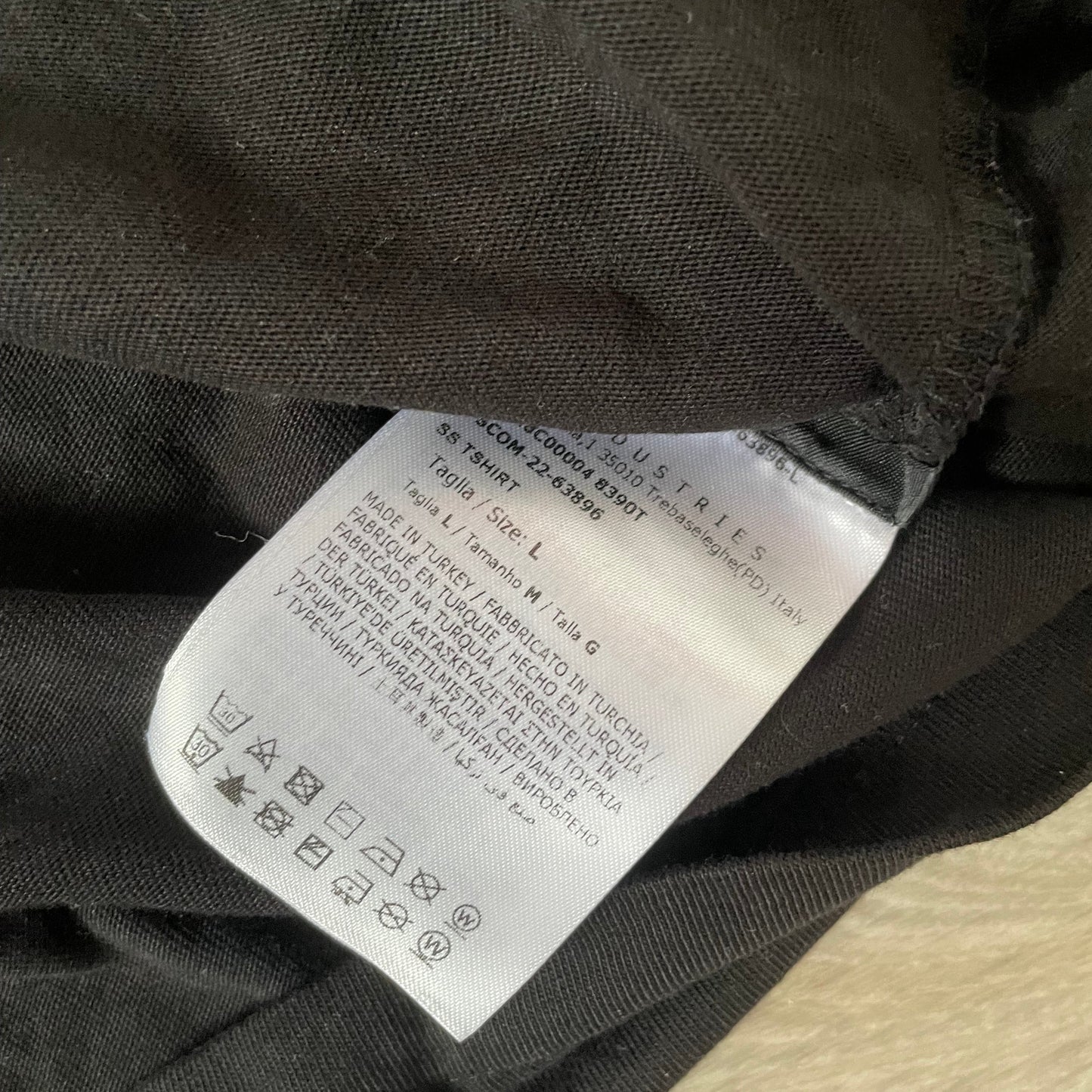 Moncler Taglia Tee (Fits M)