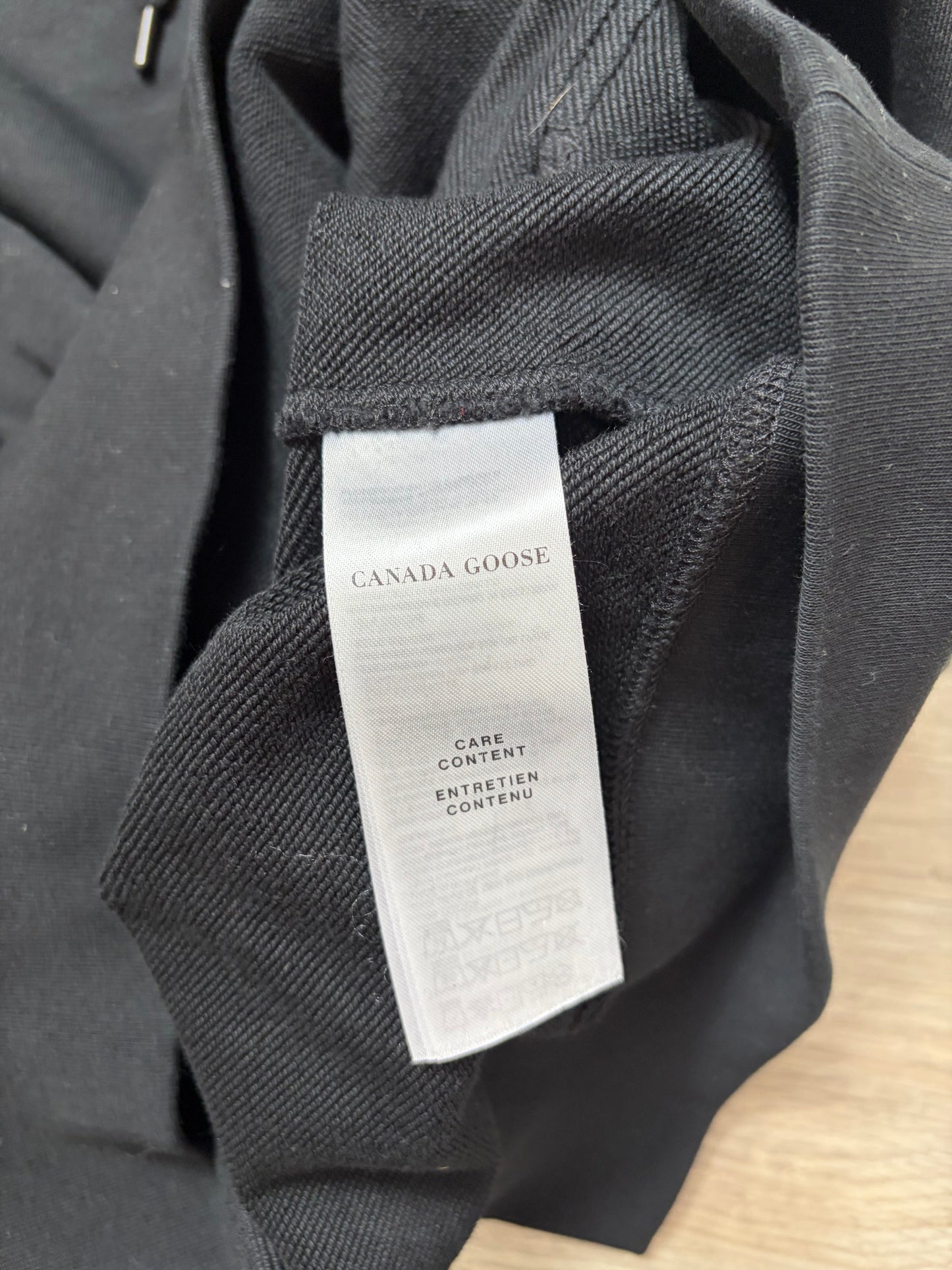 Canada Goose Tracksuit- L