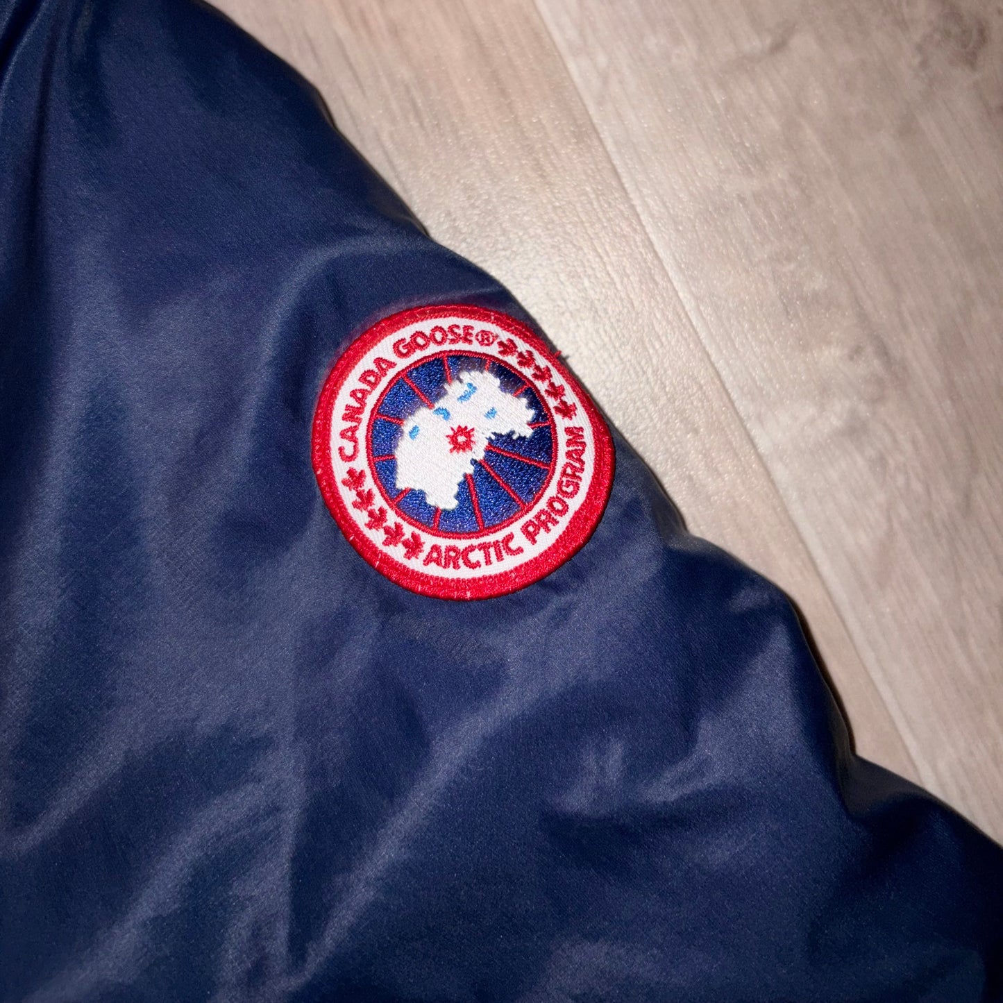 Canada Goose Lodge Puffer - L (Women's)