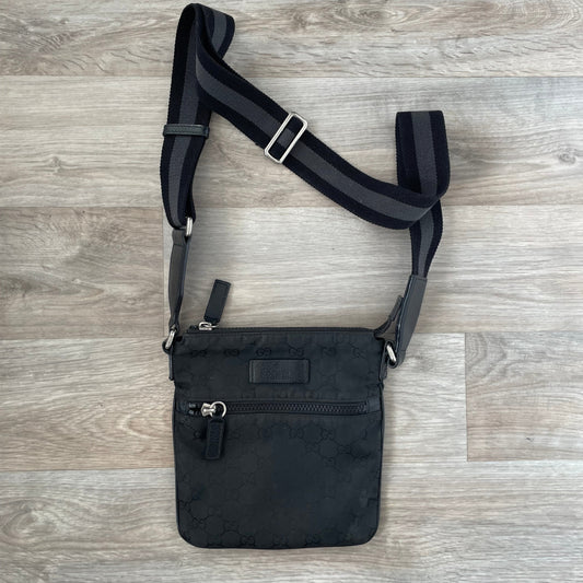 Gucci messenger bag