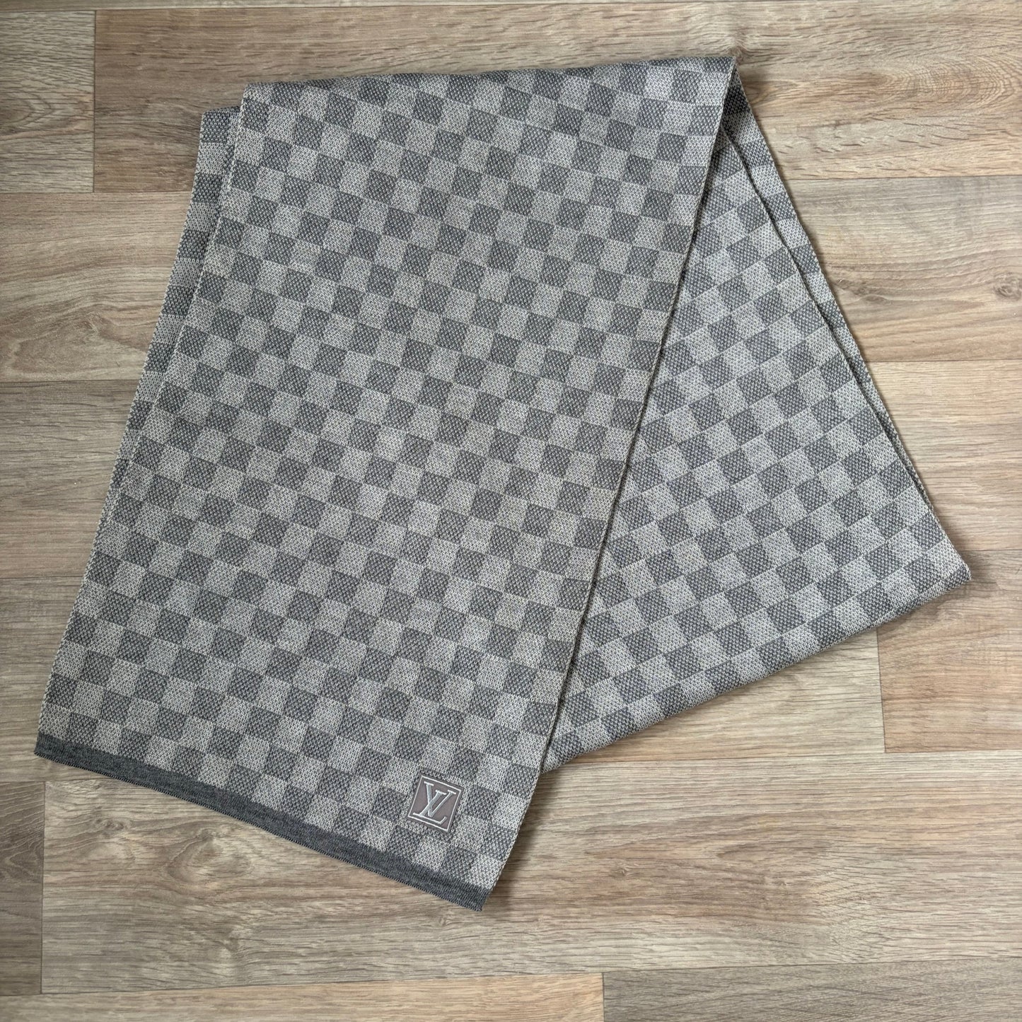 Louis Vuitton Damier Scarf (Old Season/Very rare)