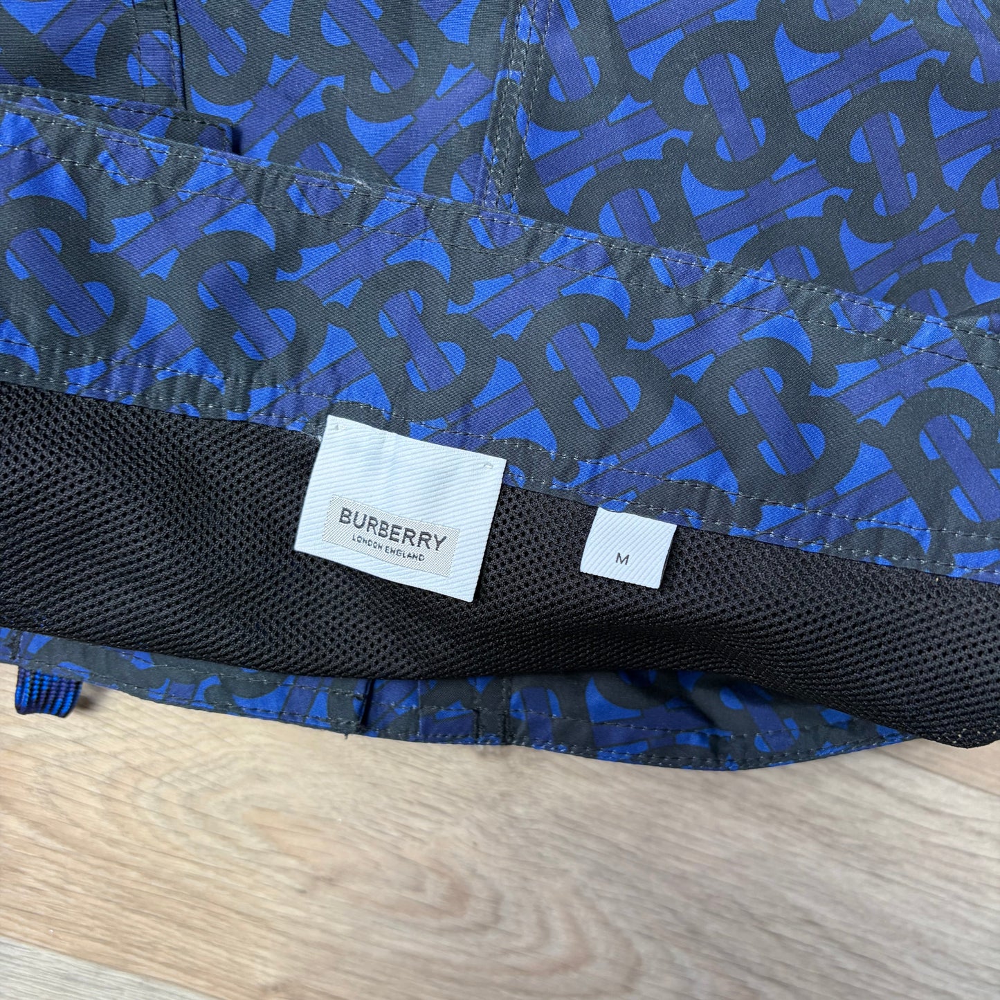 Burberry Shorts- M