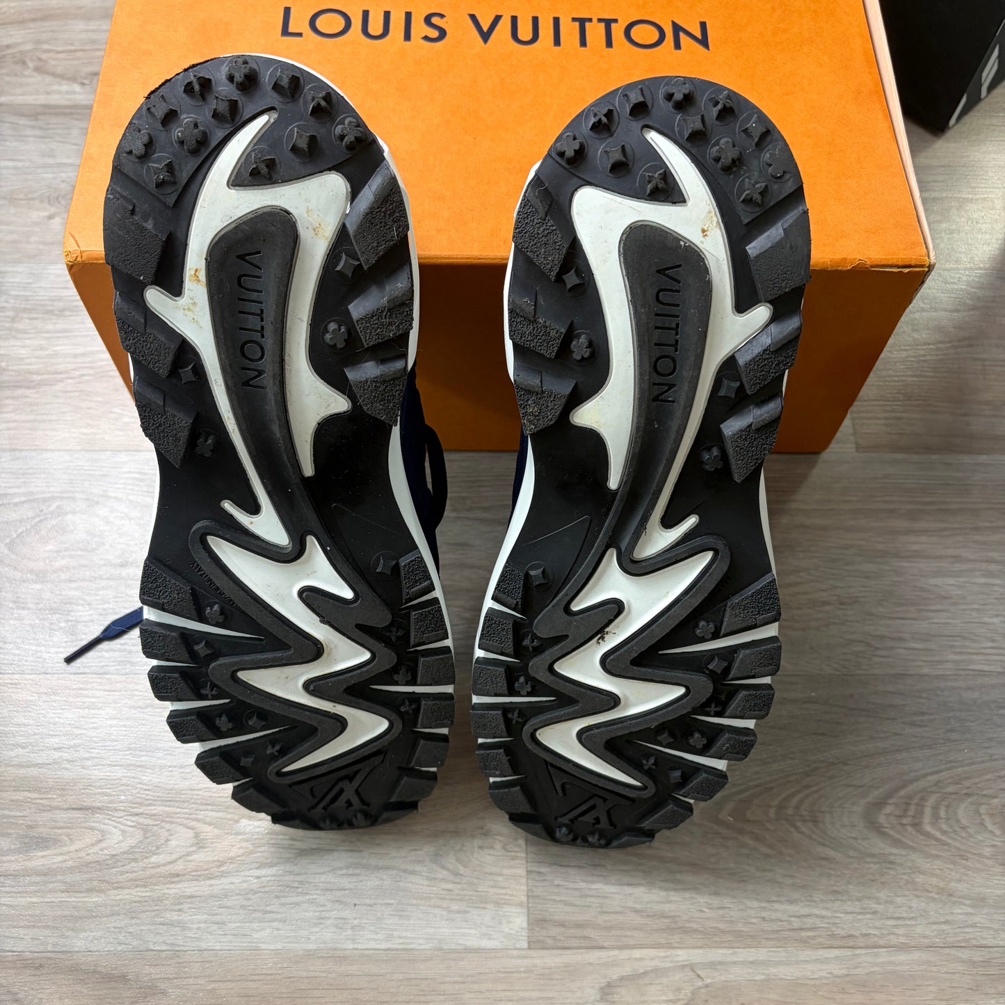 Louis Vuitton Tatics (10.5/11)