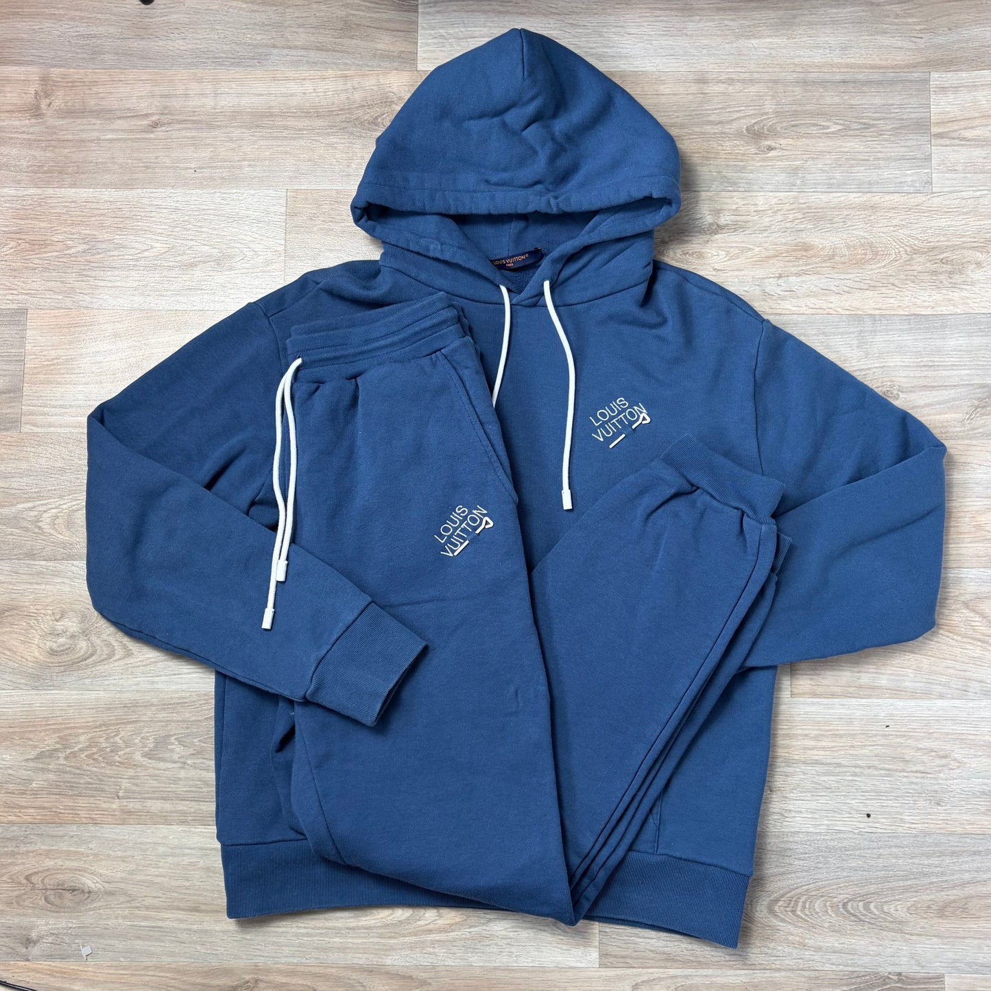 Louis Vuitton Tracksuit- M