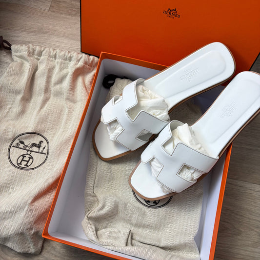 Hermes Oran Sandal- 5.5