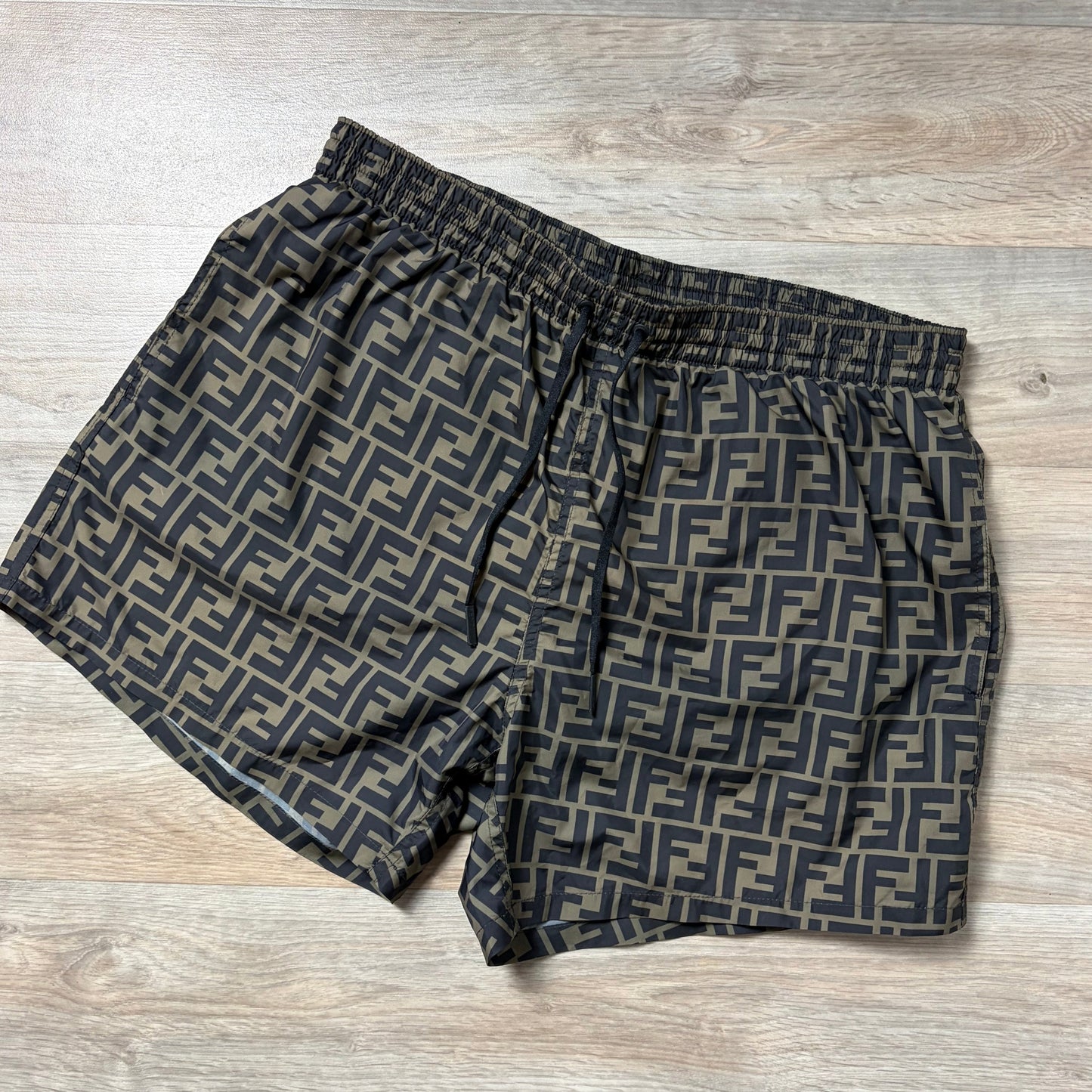 Fendi Shorts- M