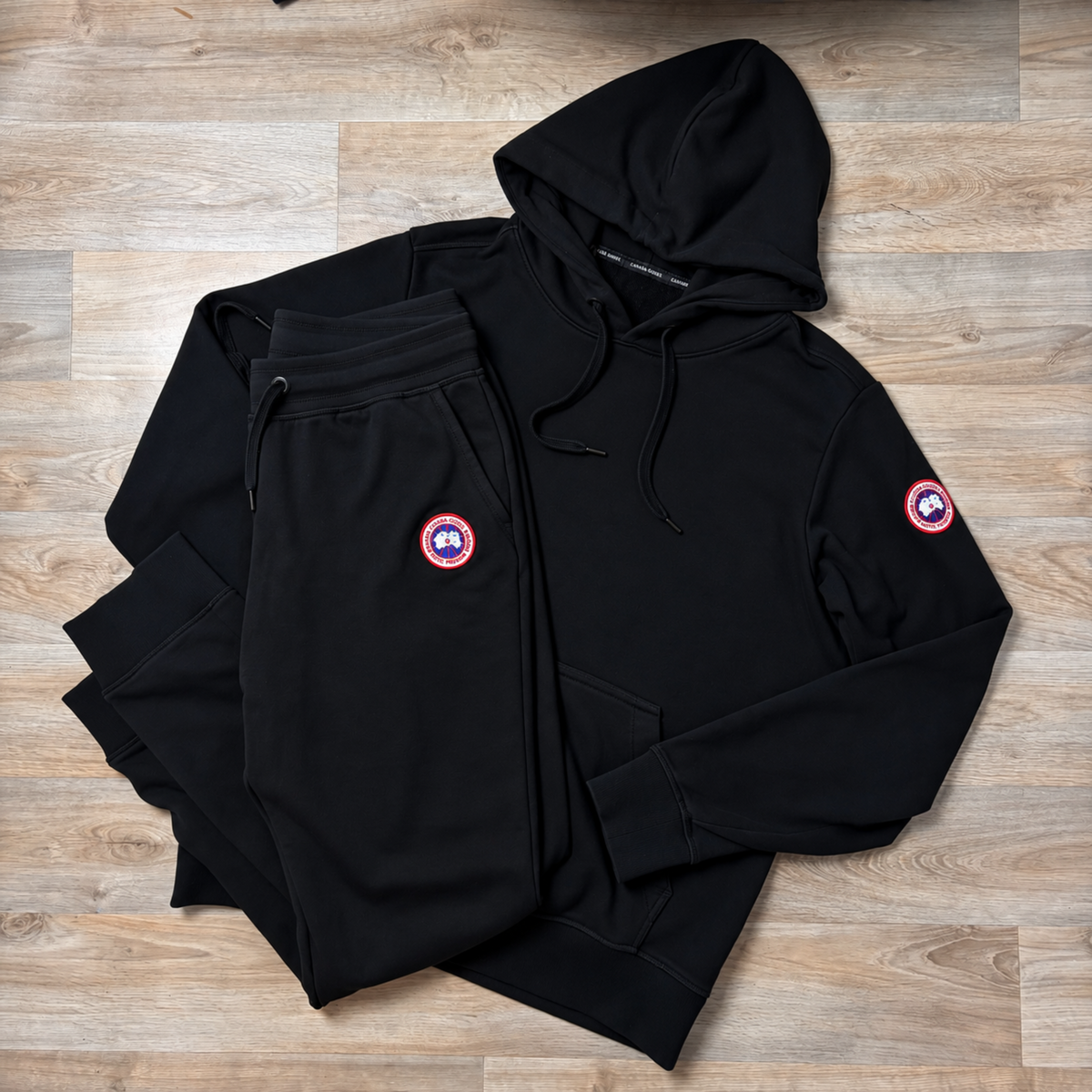Canada Goose Tracksuit- M