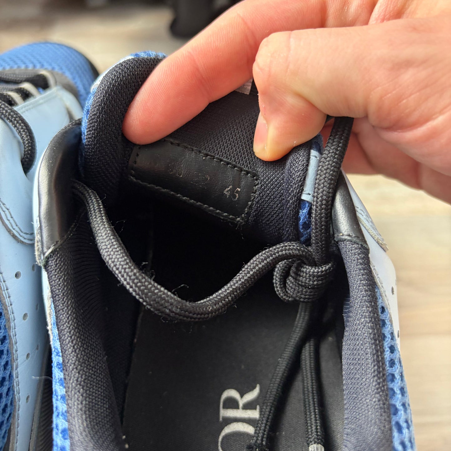 Dior B22- 11