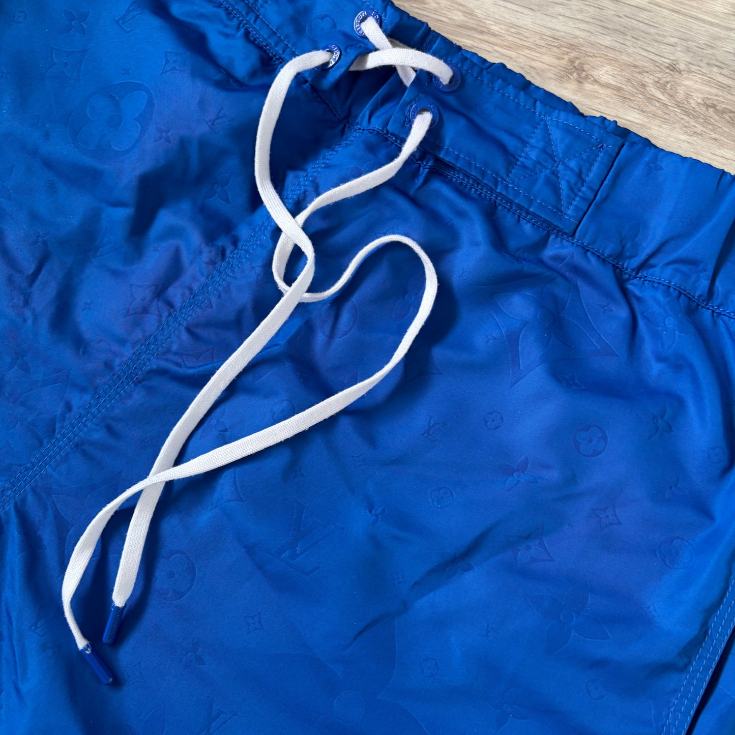 Louis Vuitton Shorts- L