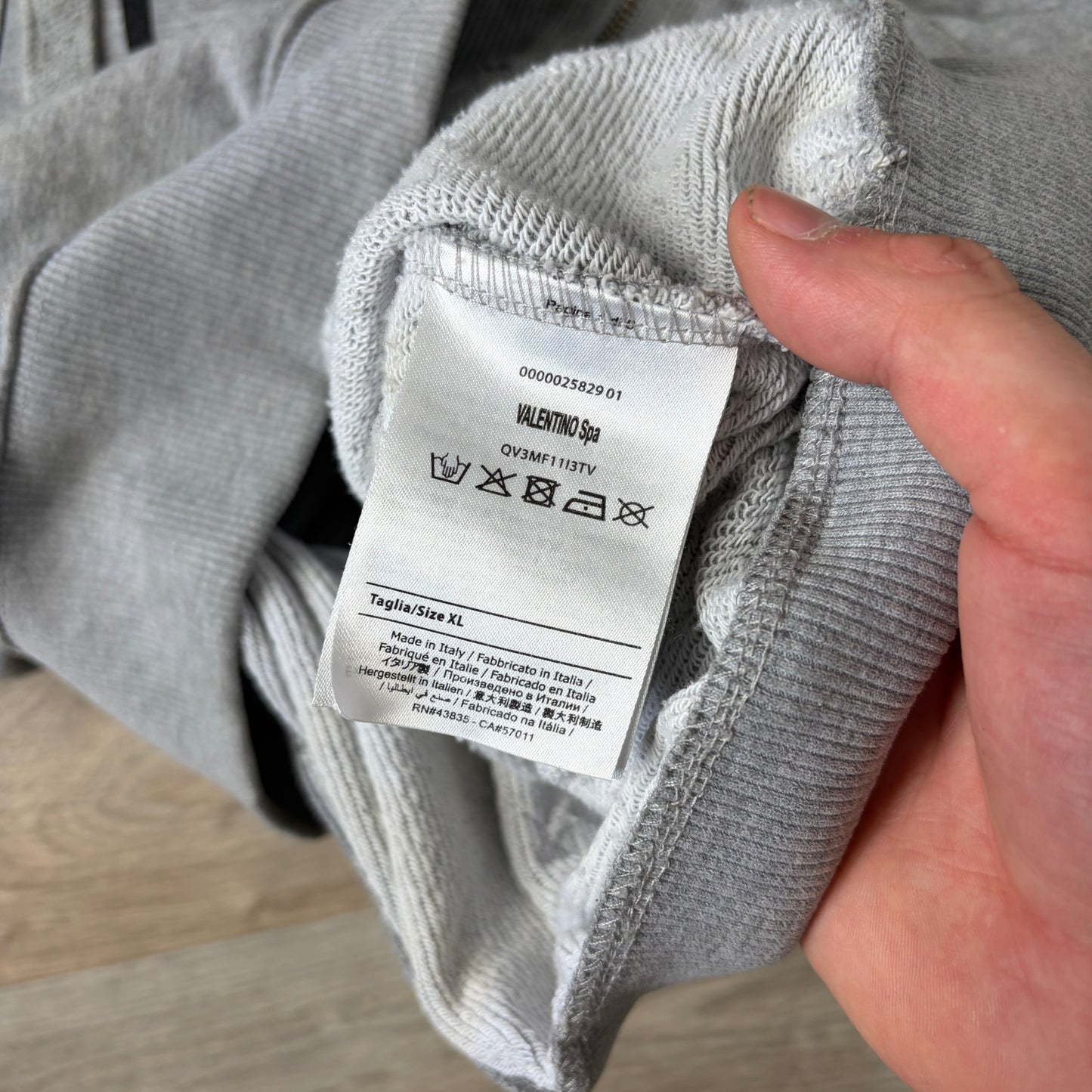 Valentino Hoodie- L
