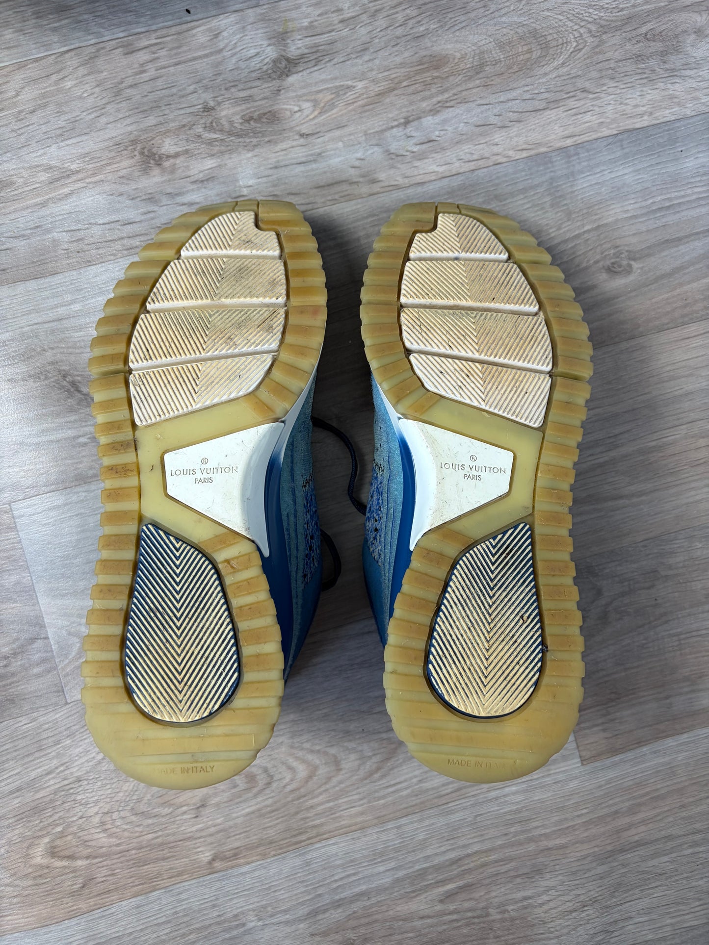 Louis Vuitton VNR- LV9 (Fit uk9.5/10)