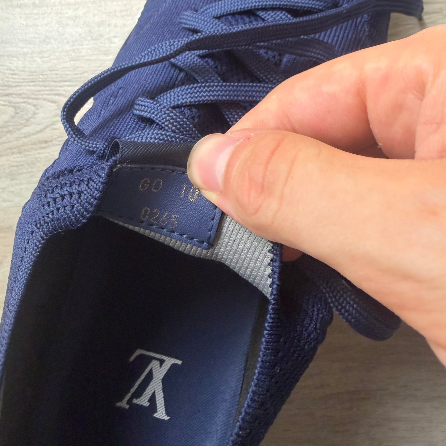 Louis Vuitton Tatics (10.5/11)