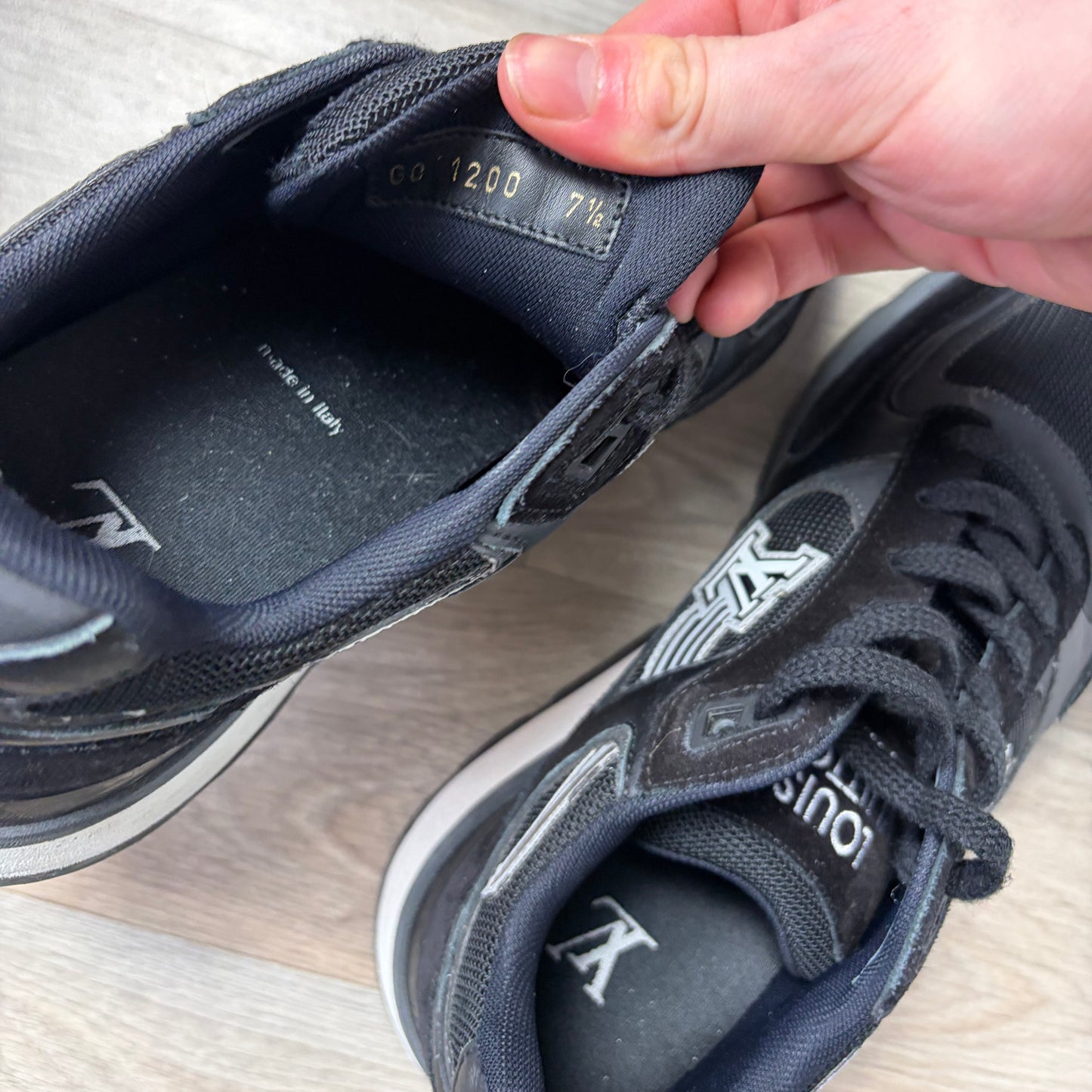 Louis Vuitton Runaway- 8.5