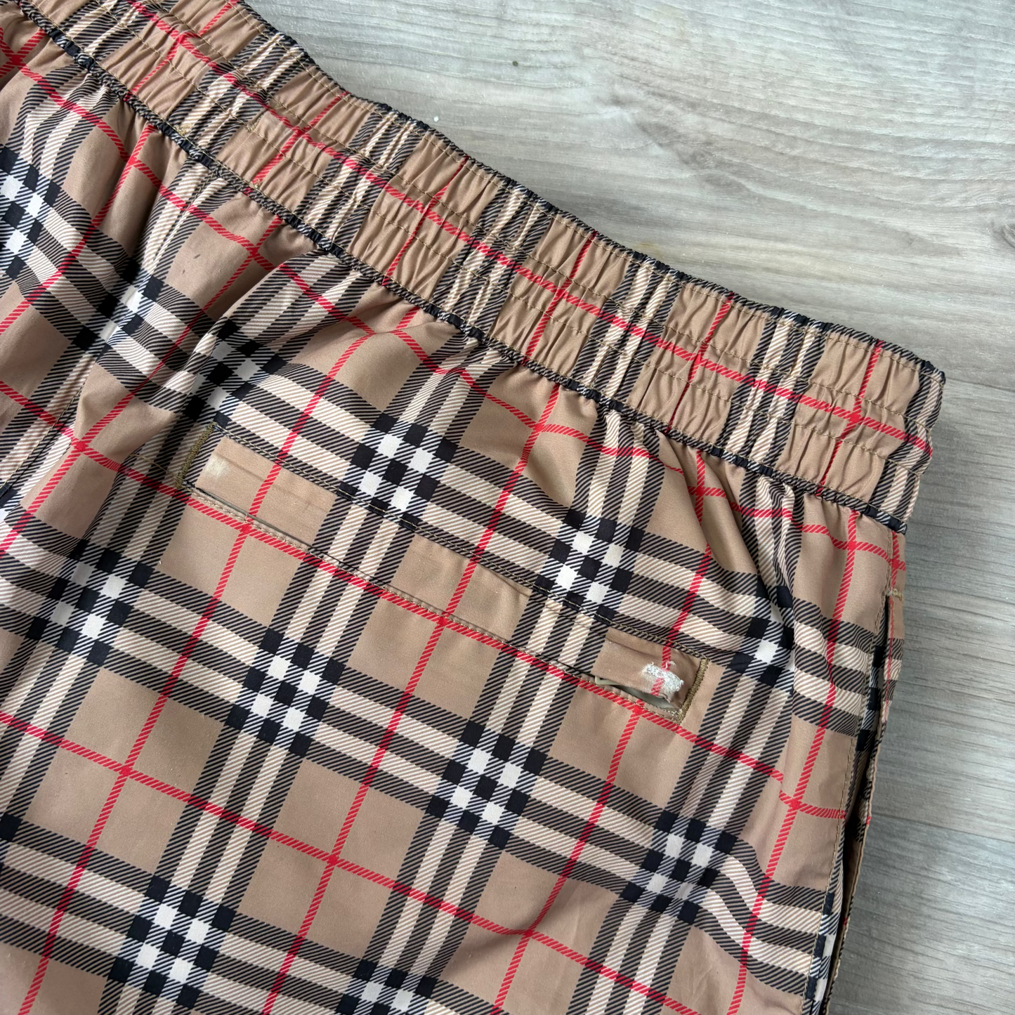 Burberry Shorts- S