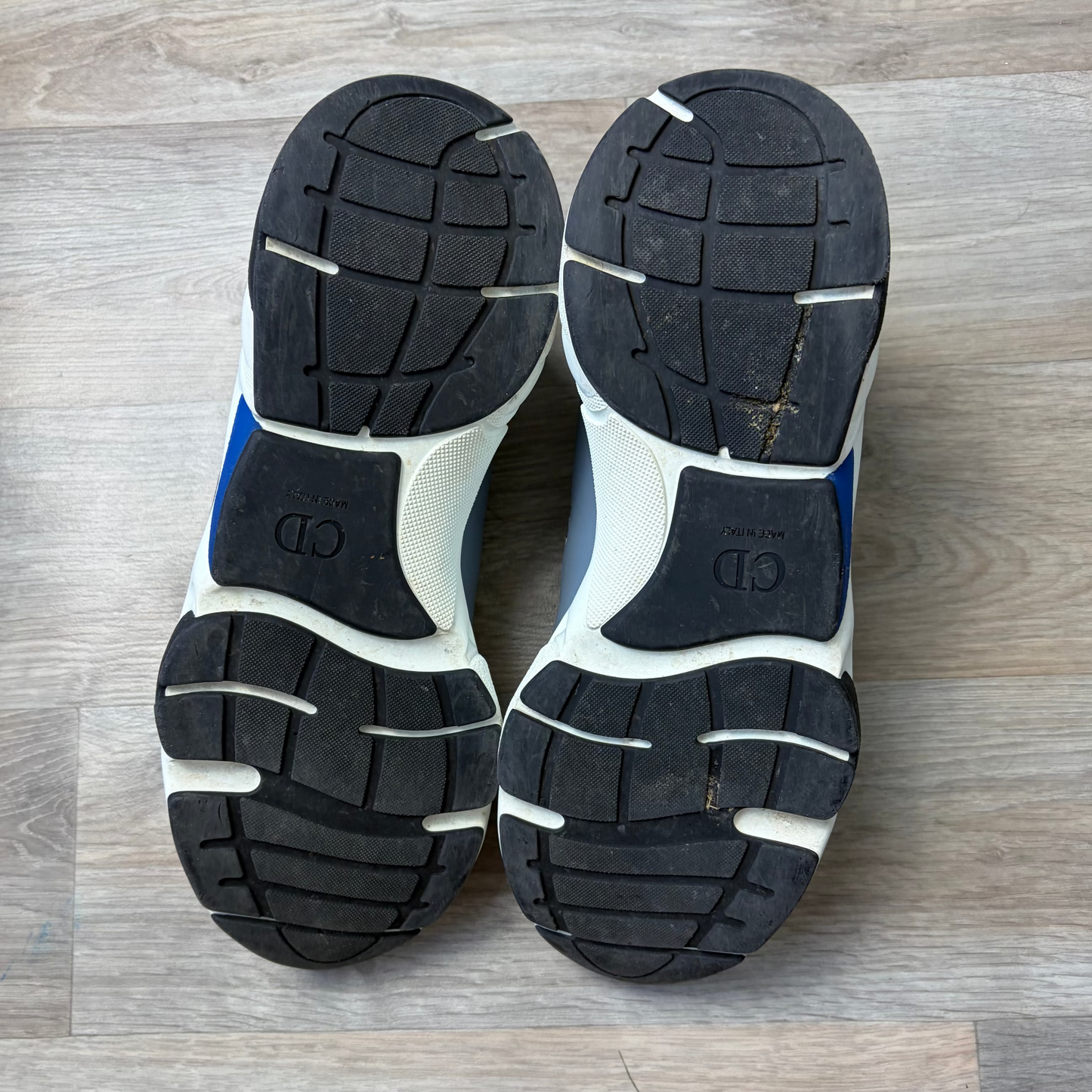 Dior B22- 8